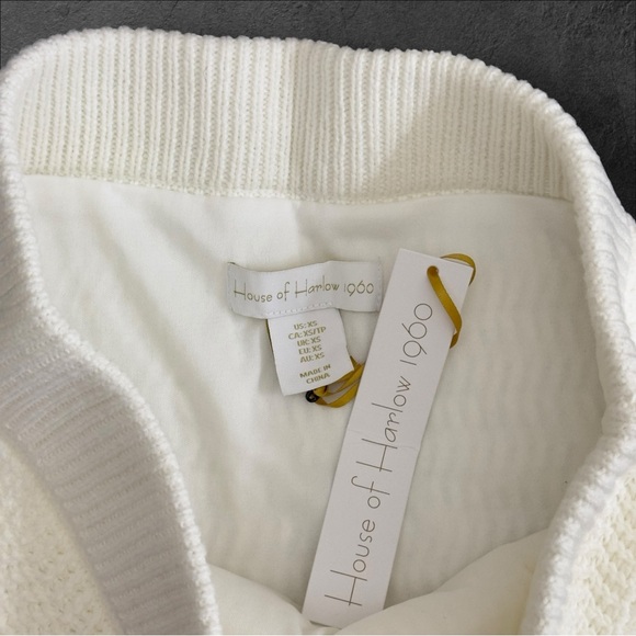 House Of Harlow 1960 Sweater Knit Mini Skirt Size XS Ivory White NWT - Picture 4 of 5